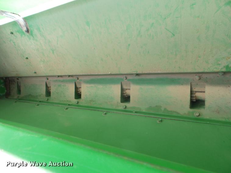 image for item DA4556 (5) John Deere 9400 grain drills