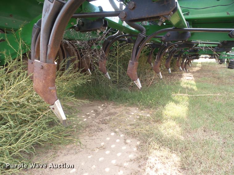 image for item DA4556 (5) John Deere 9400 grain drills