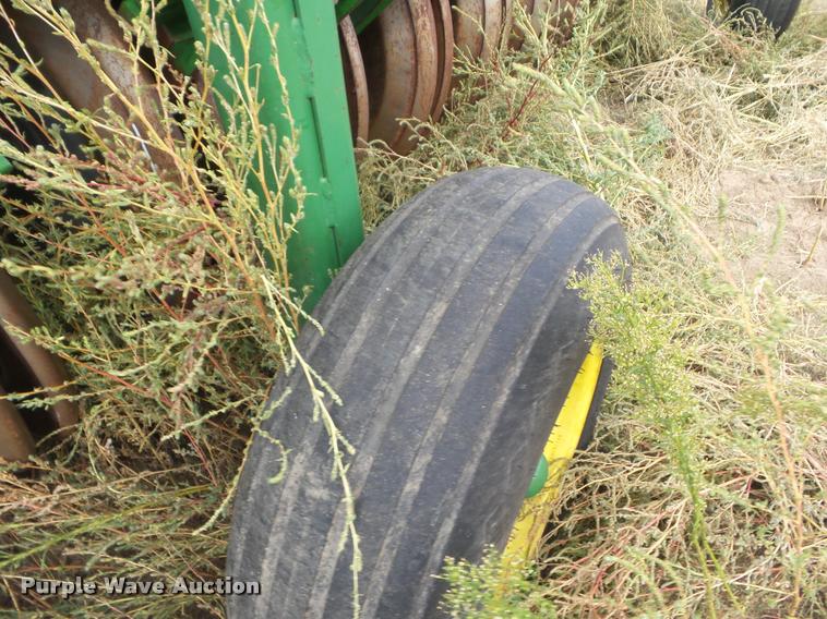 image for item DA4556 (5) John Deere 9400 grain drills