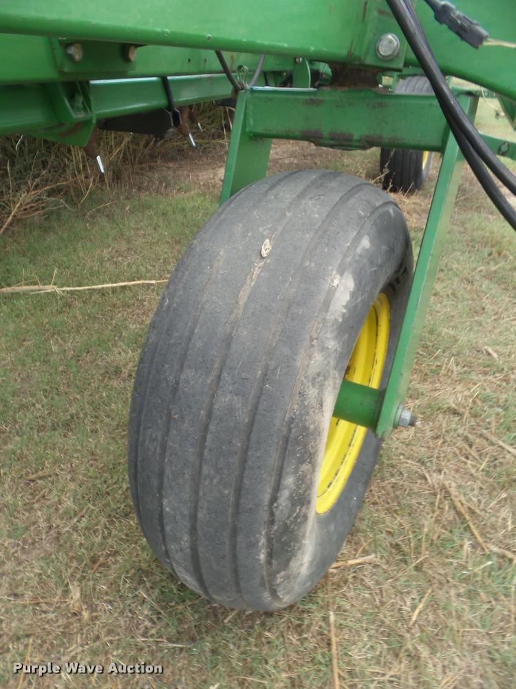 image for item DA4556 (5) John Deere 9400 grain drills