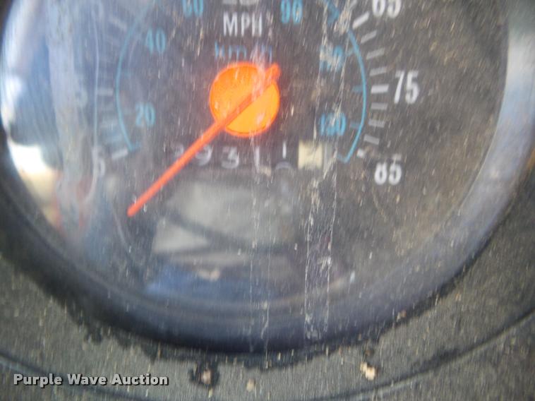 image for item DA4557 1981 Chevrolet C60 grain truck