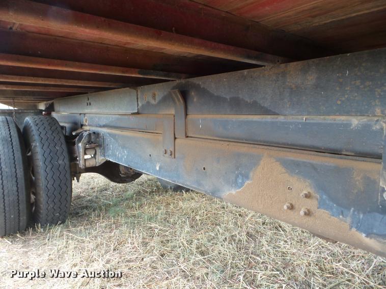 image for item DA4557 1981 Chevrolet C60 grain truck