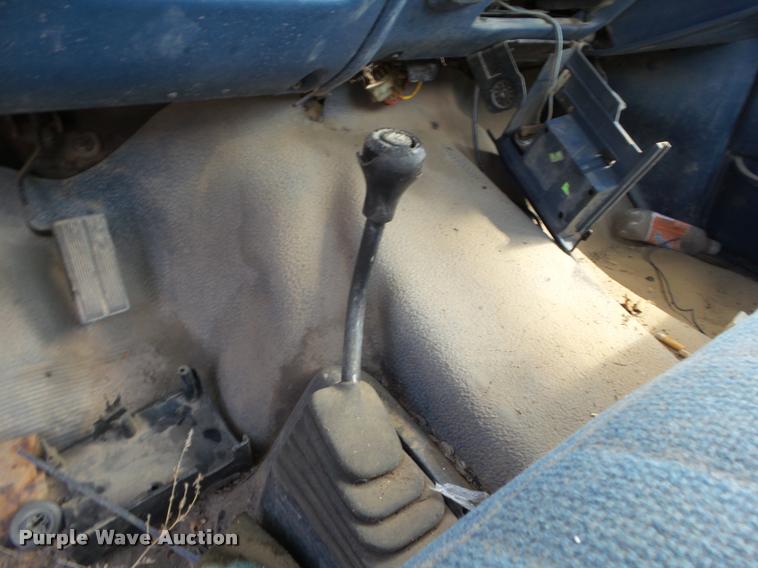 image for item DA4559 1995 Ford F150 pickup truck