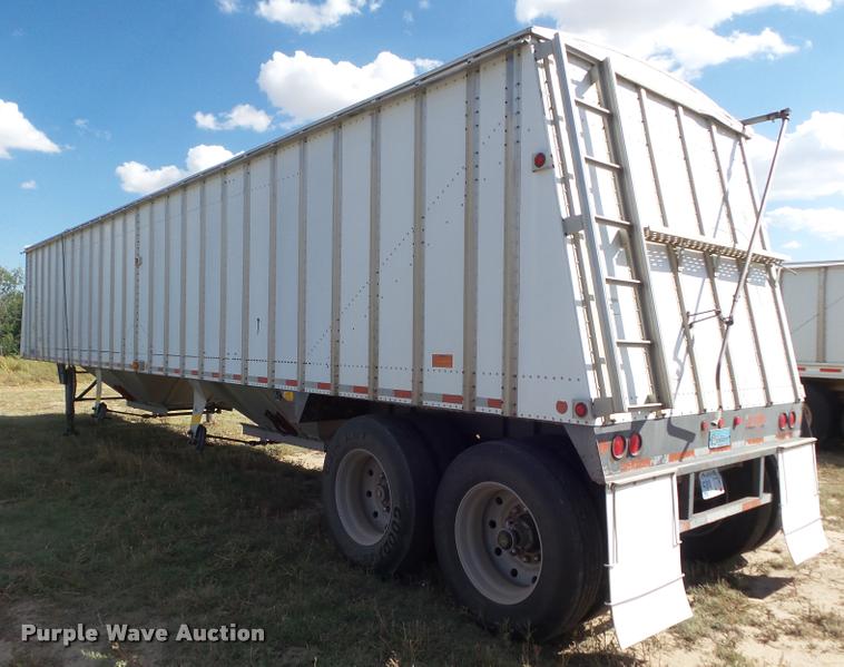 image for item DA4562 1995 Merritt double hopper grain trailer