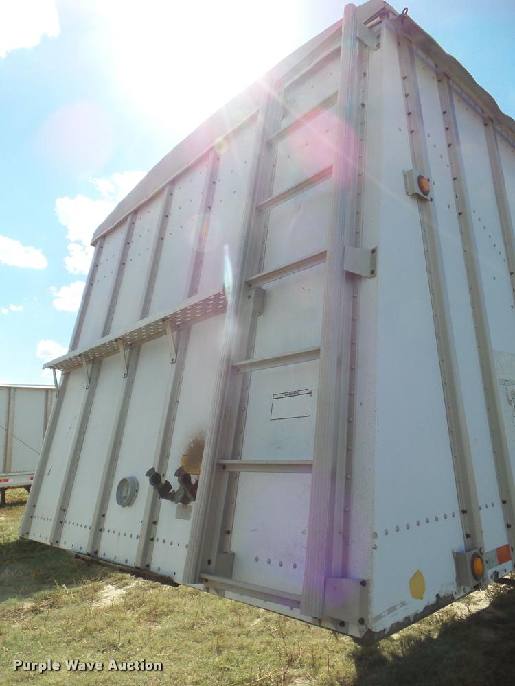 image for item DA4562 1995 Merritt double hopper grain trailer