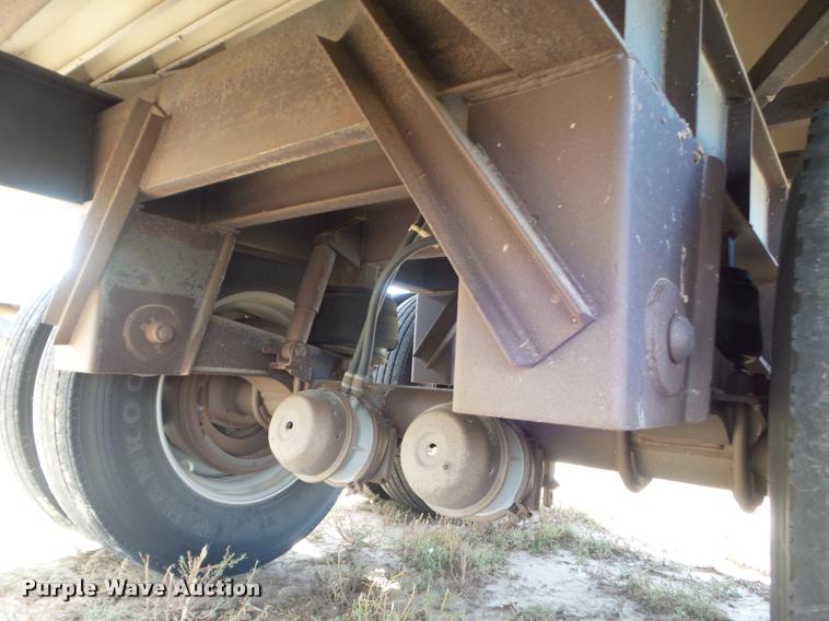image for item DA4562 1995 Merritt double hopper grain trailer