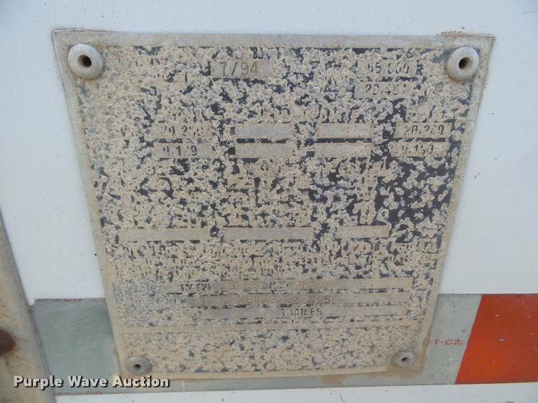 image for item DA4562 1995 Merritt double hopper grain trailer