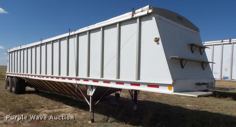 image for item DA4563 1994 Doonan double hopper grain trailer