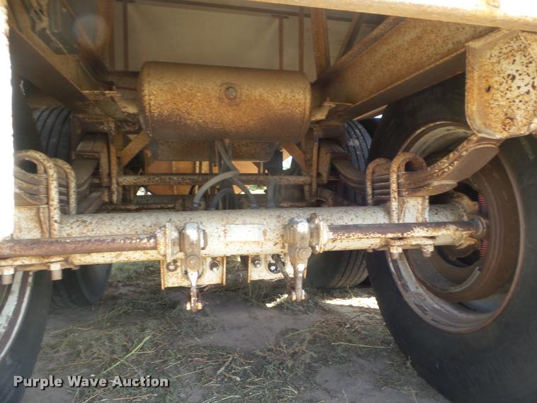 image for item DA4563 1994 Doonan double hopper grain trailer