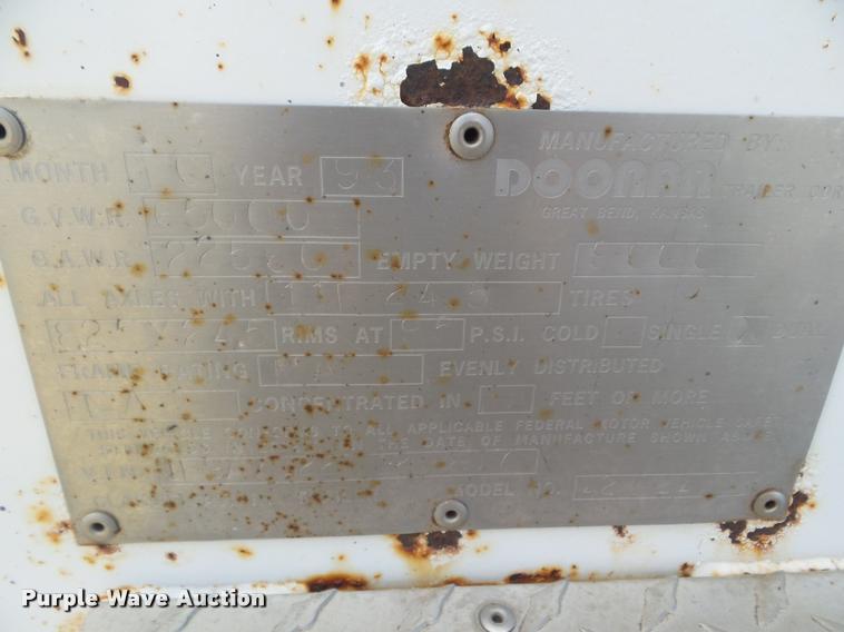 image for item DA4563 1994 Doonan double hopper grain trailer