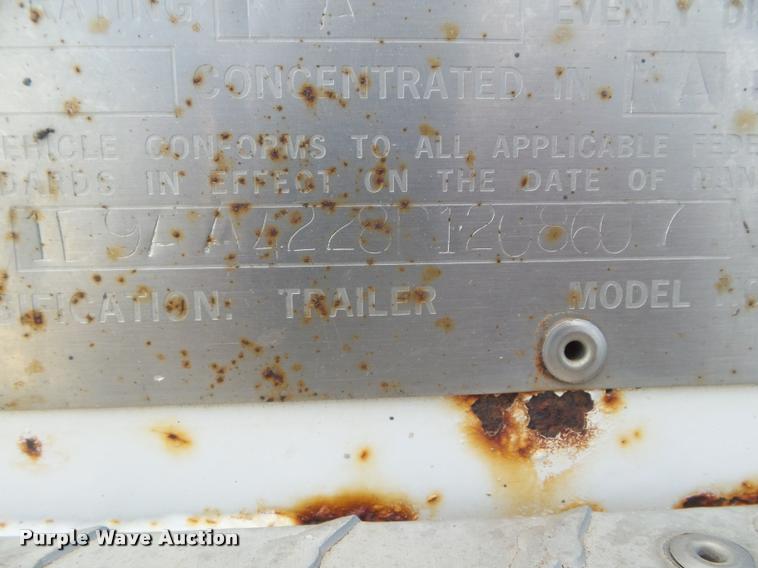 image for item DA4563 1994 Doonan double hopper grain trailer