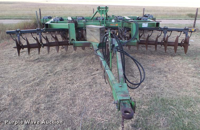 image for item DA4573 John Deere 510 disk ripper