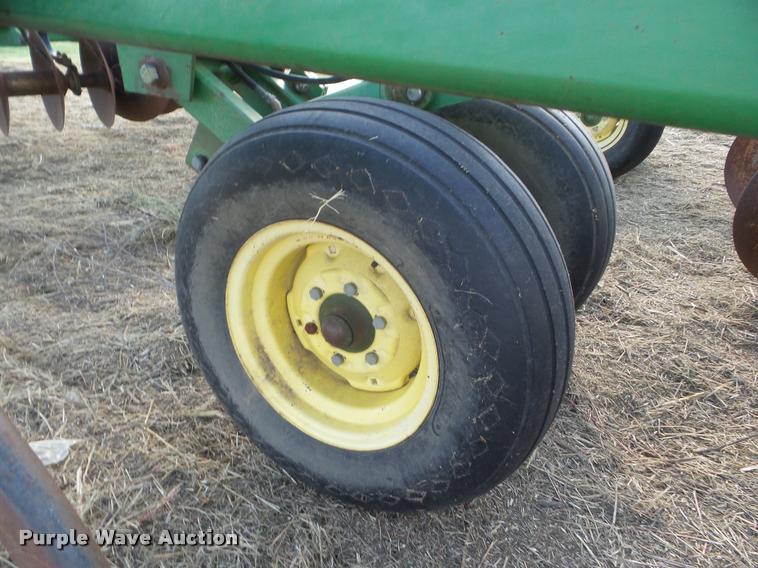 image for item DA4573 John Deere 510 disk ripper