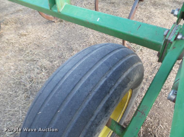 image for item DA4573 John Deere 510 disk ripper