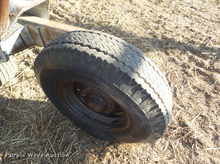 image for item DA4585 J&J tool carrier