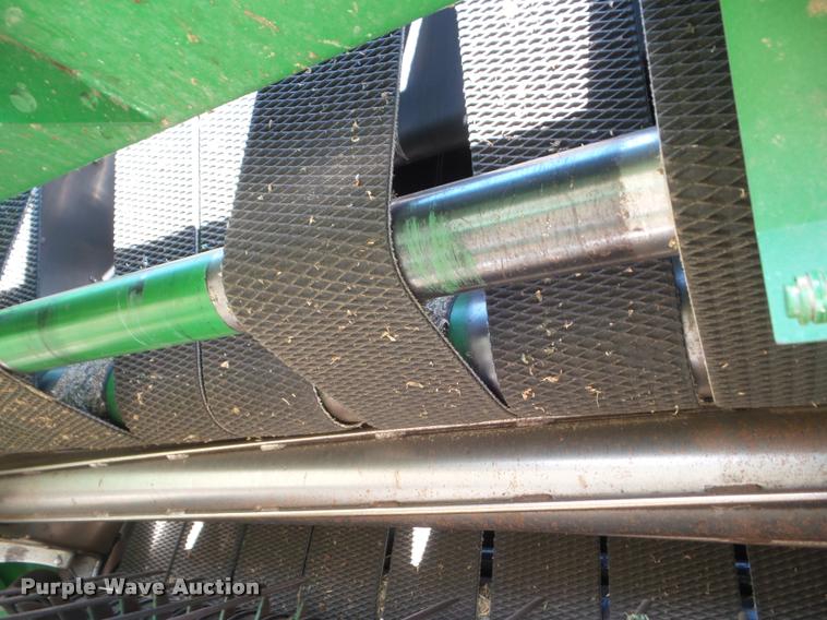image for item DA4594 John Deere 568 Mega Wide Plus round baler