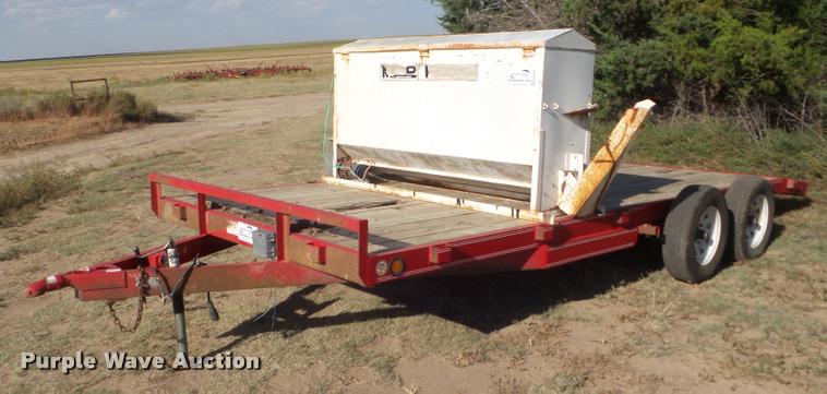 image for item DA4599 Circle L utility trailer