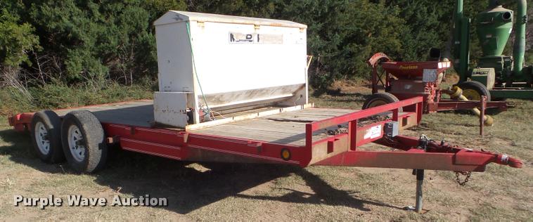 image for item DA4599 Circle L utility trailer