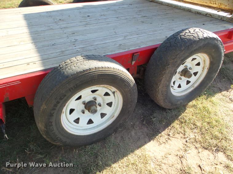 image for item DA4599 Circle L utility trailer
