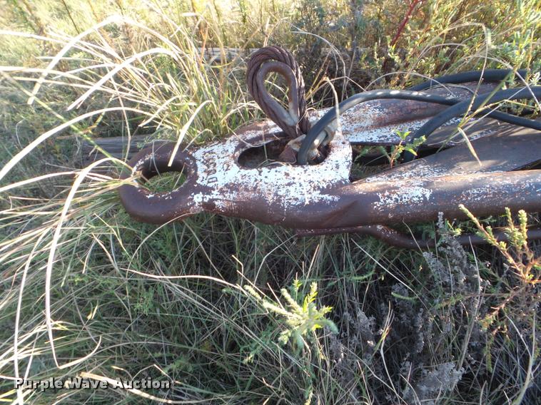 image for item DA4605 1981 Doonan single hopper grain trailer