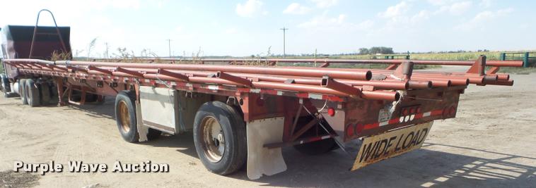 image for item DA4614 1995 Daco flatbed trailer