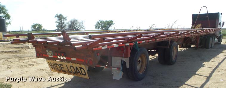 image for item DA4614 1995 Daco flatbed trailer