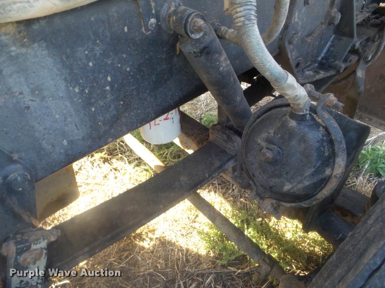 image for item DA4615 1997 Peterbilt 378 semi truck