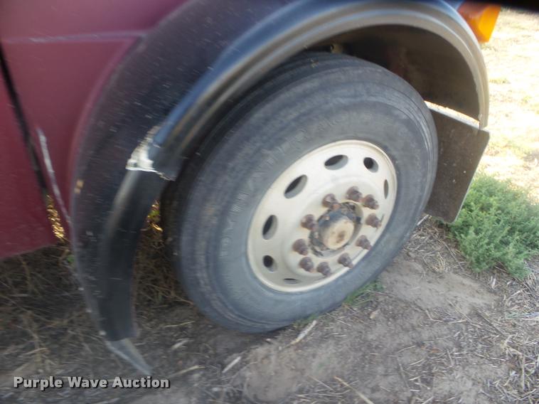 image for item DA4615 1997 Peterbilt 378 semi truck