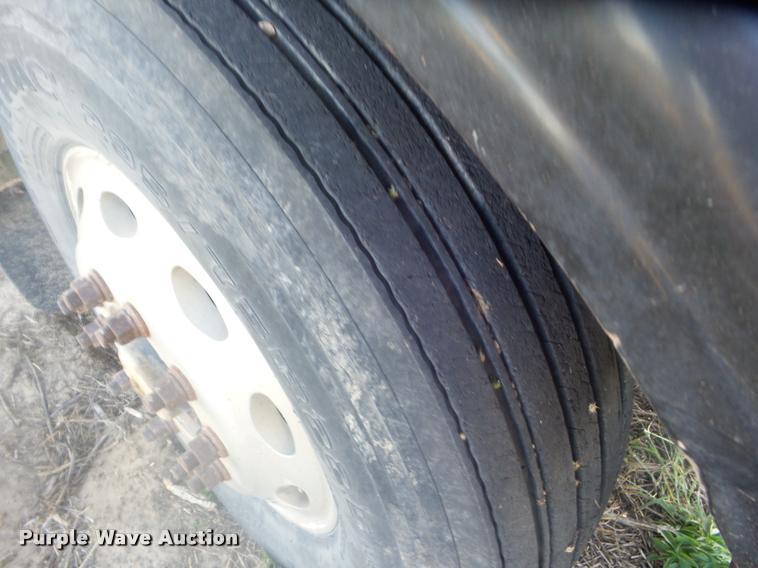 image for item DA4615 1997 Peterbilt 378 semi truck