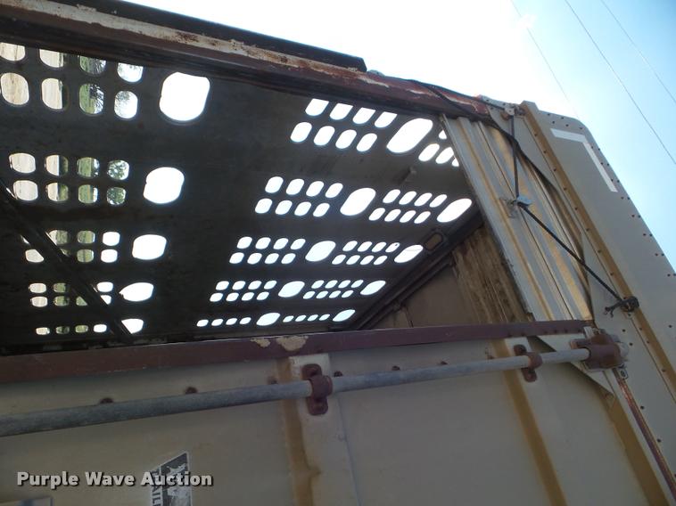 image for item DA4616 1989 Wilson PSDCL-206 livestock trailer