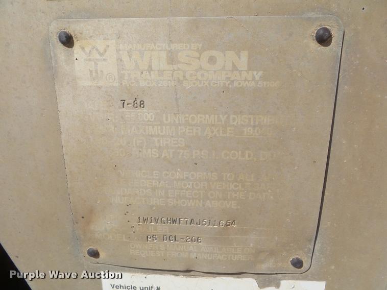 image for item DA4616 1989 Wilson PSDCL-206 livestock trailer