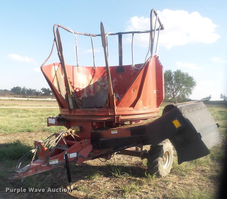 image for item DA4617 Case IH 8610 bale processor