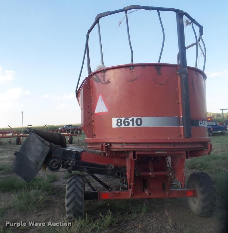 image for item DA4617 Case IH 8610 bale processor