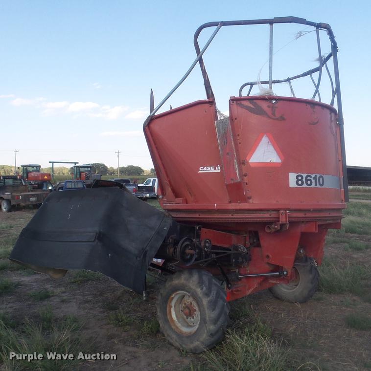 image for item DA4617 Case IH 8610 bale processor