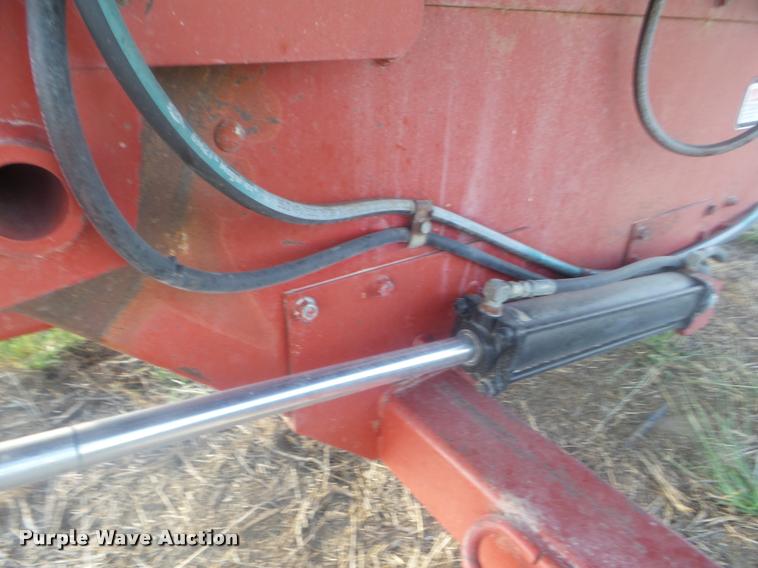image for item DA4617 Case IH 8610 bale processor