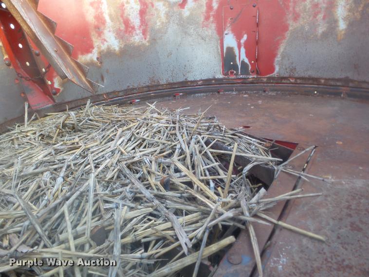 image for item DA4617 Case IH 8610 bale processor