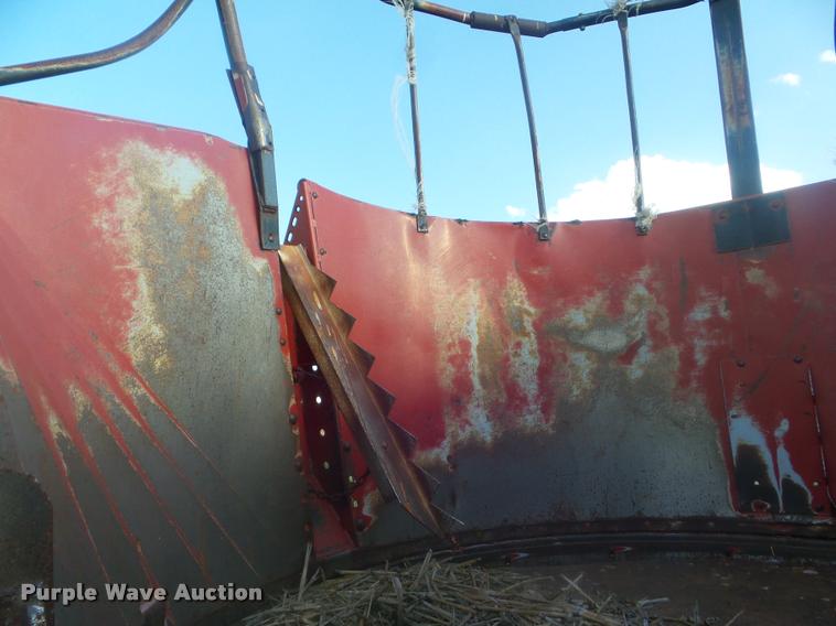 image for item DA4617 Case IH 8610 bale processor