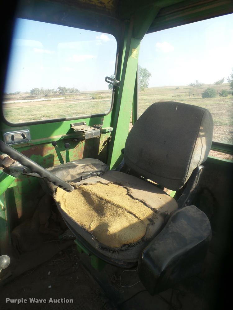 image for item DA4620 1971 John Deere 7020 4WD tractor