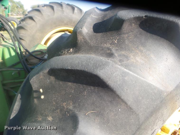 image for item DA4620 1971 John Deere 7020 4WD tractor