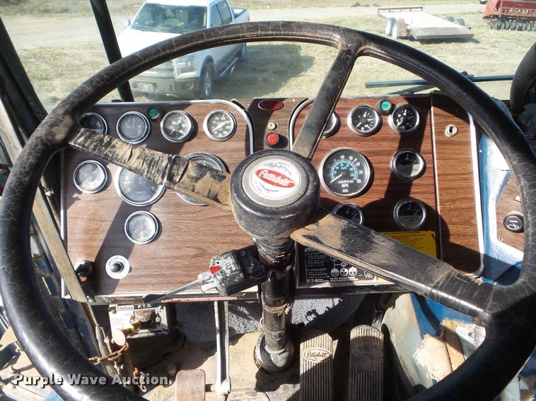 image for item DA4622 1979 Peterbilt 352S86 grain truck