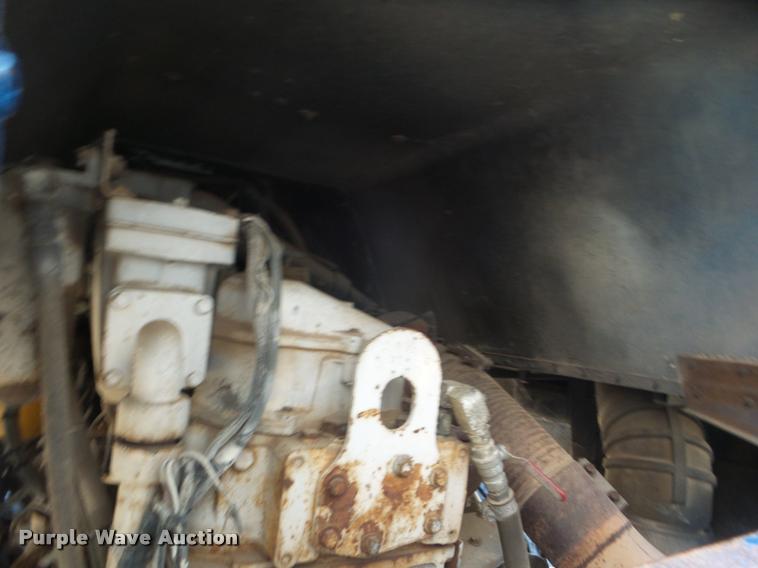 image for item DA4622 1979 Peterbilt 352S86 grain truck