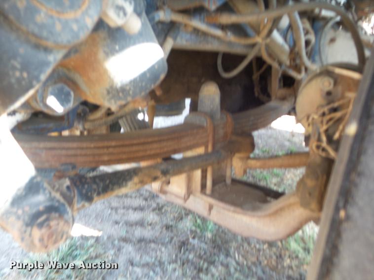 image for item DA4622 1979 Peterbilt 352S86 grain truck