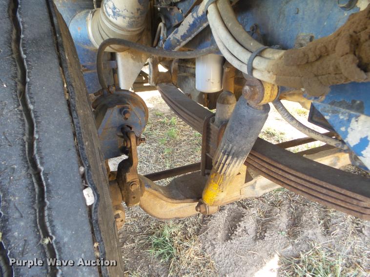 image for item DA4622 1979 Peterbilt 352S86 grain truck