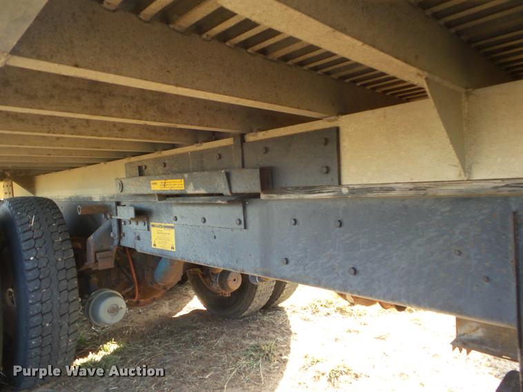 image for item DA4622 1979 Peterbilt 352S86 grain truck