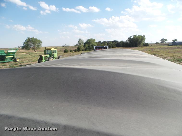 image for item DA4622 1979 Peterbilt 352S86 grain truck