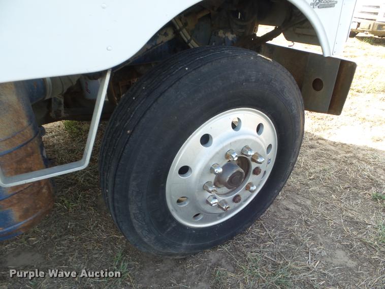 image for item DA4622 1979 Peterbilt 352S86 grain truck