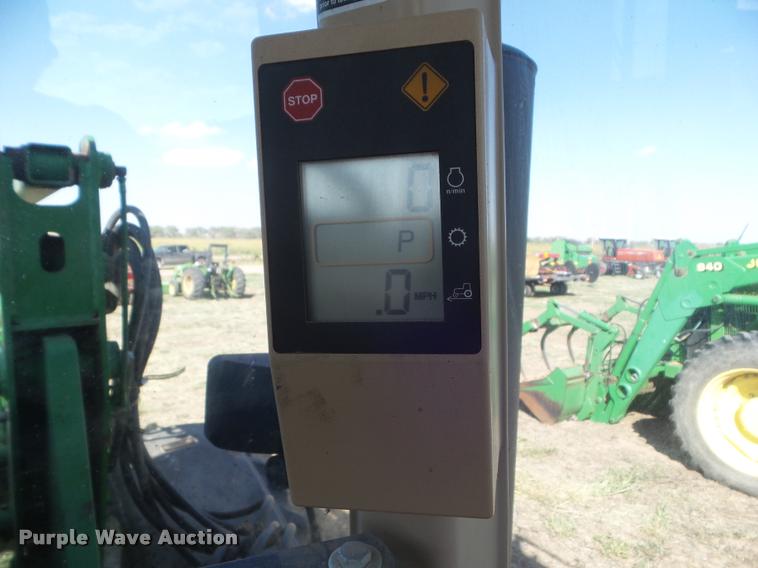 image for item DA4624 1998 John Deere 8100 MFWD tractor