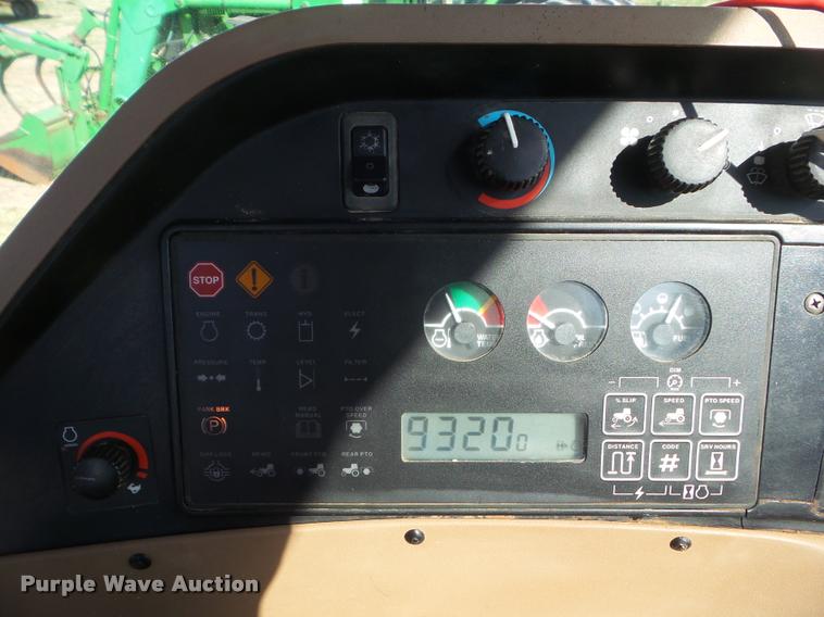 image for item DA4624 1998 John Deere 8100 MFWD tractor