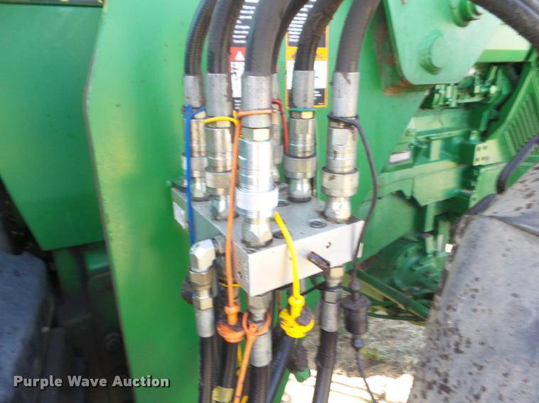 image for item DA4624 1998 John Deere 8100 MFWD tractor