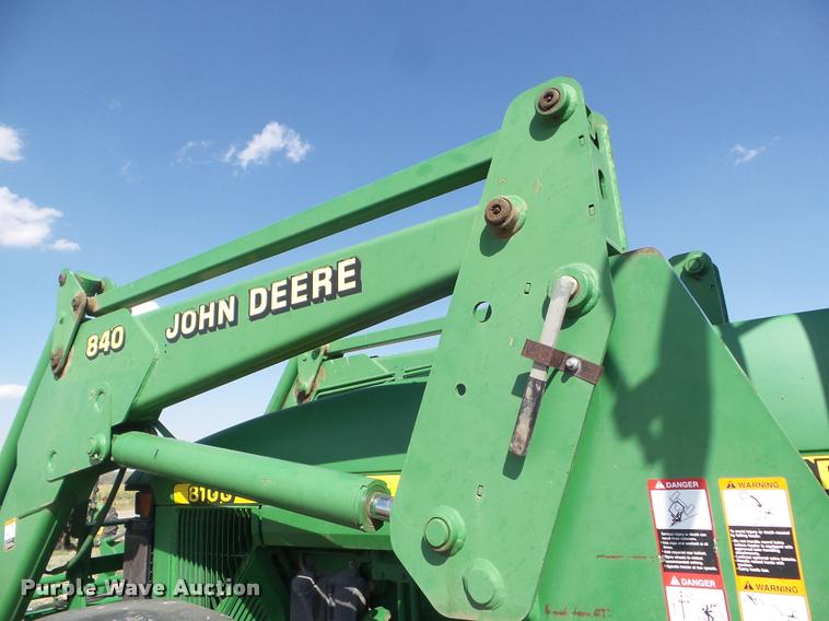 image for item DA4624 1998 John Deere 8100 MFWD tractor